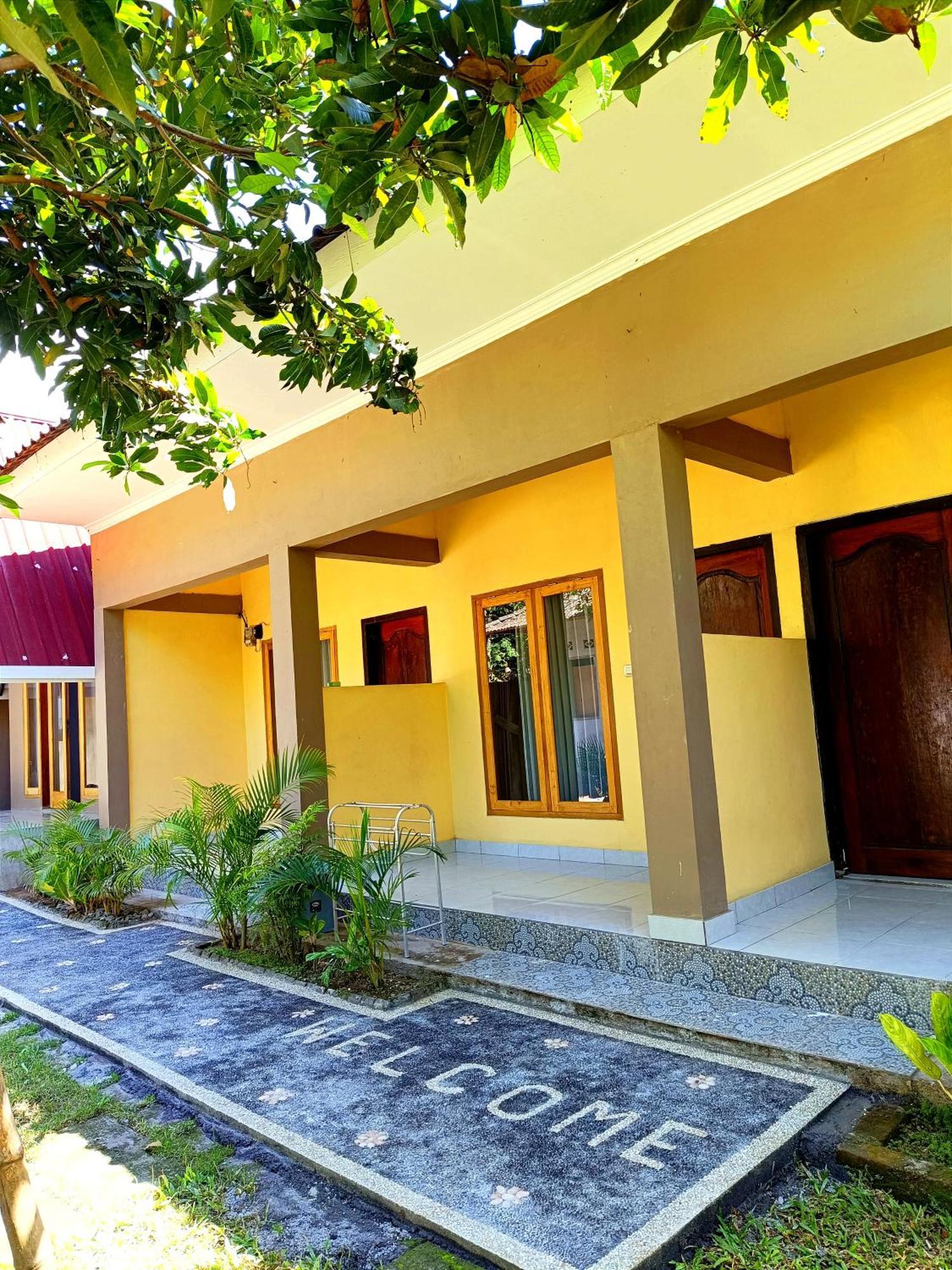 Honey Home Kuta  Exterior photo