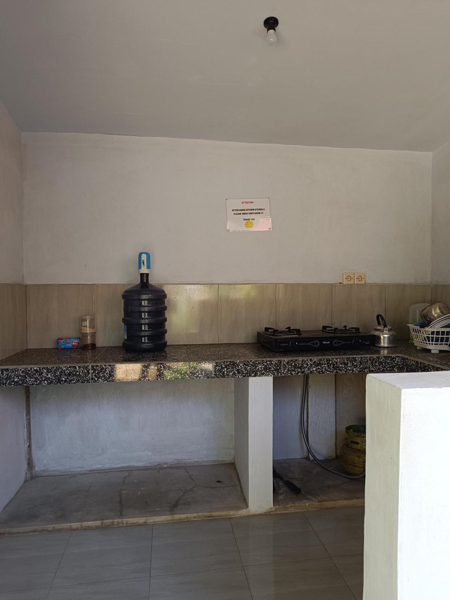 Honey Home Kuta  Exterior photo